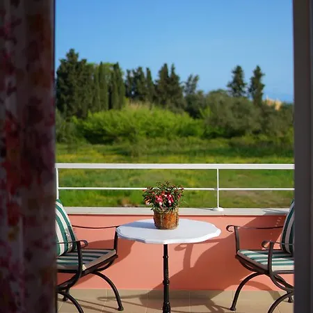 בית נופש Park Corfu רודה